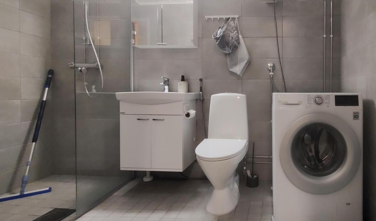 Niinivaara Apartment Saunallinen Ja Ilmastoitu Majoitus Joensuu Buitenkant foto